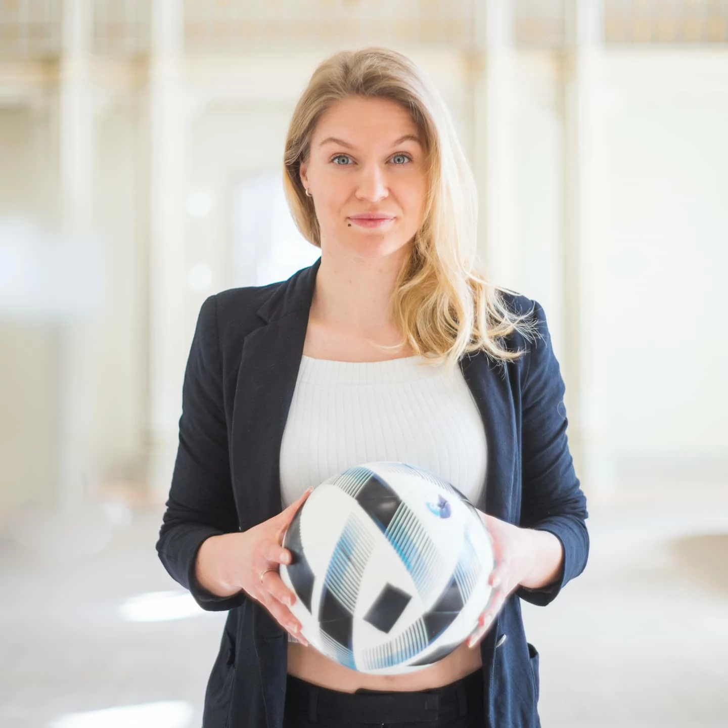 Aguska Mnich a rainha do futebol freestyle